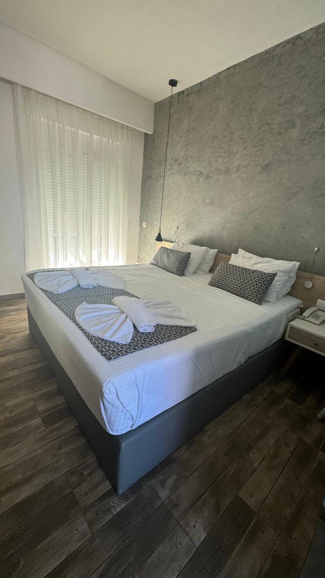 Remis Studios Rethymno Esterno foto